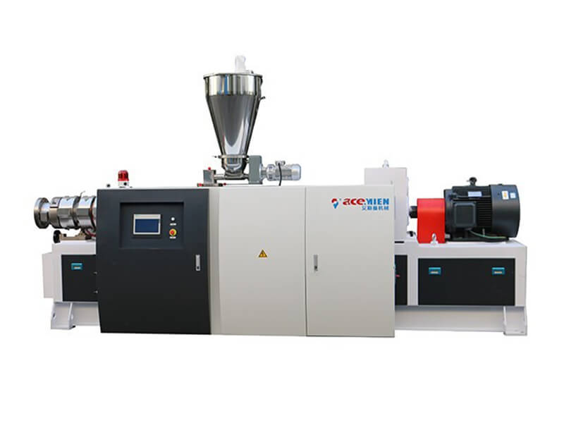 Features of plastic extrusion molding